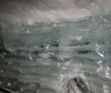 069 Layers of ice