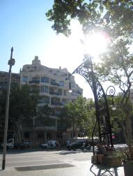 1761 Gaudi Building